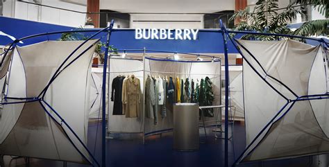 burberry store costa mesa ca.